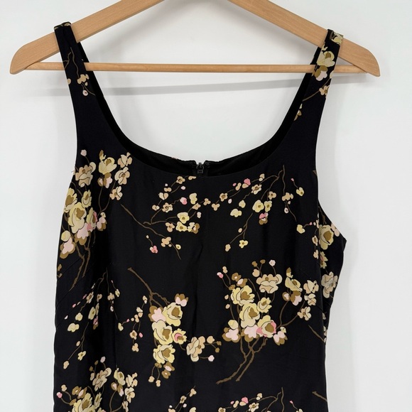 Banana Republic Women’s Shift Dress‎ Size 8 Y2K Dark Romantic Floral Silk Mini - Picture 2 of 13